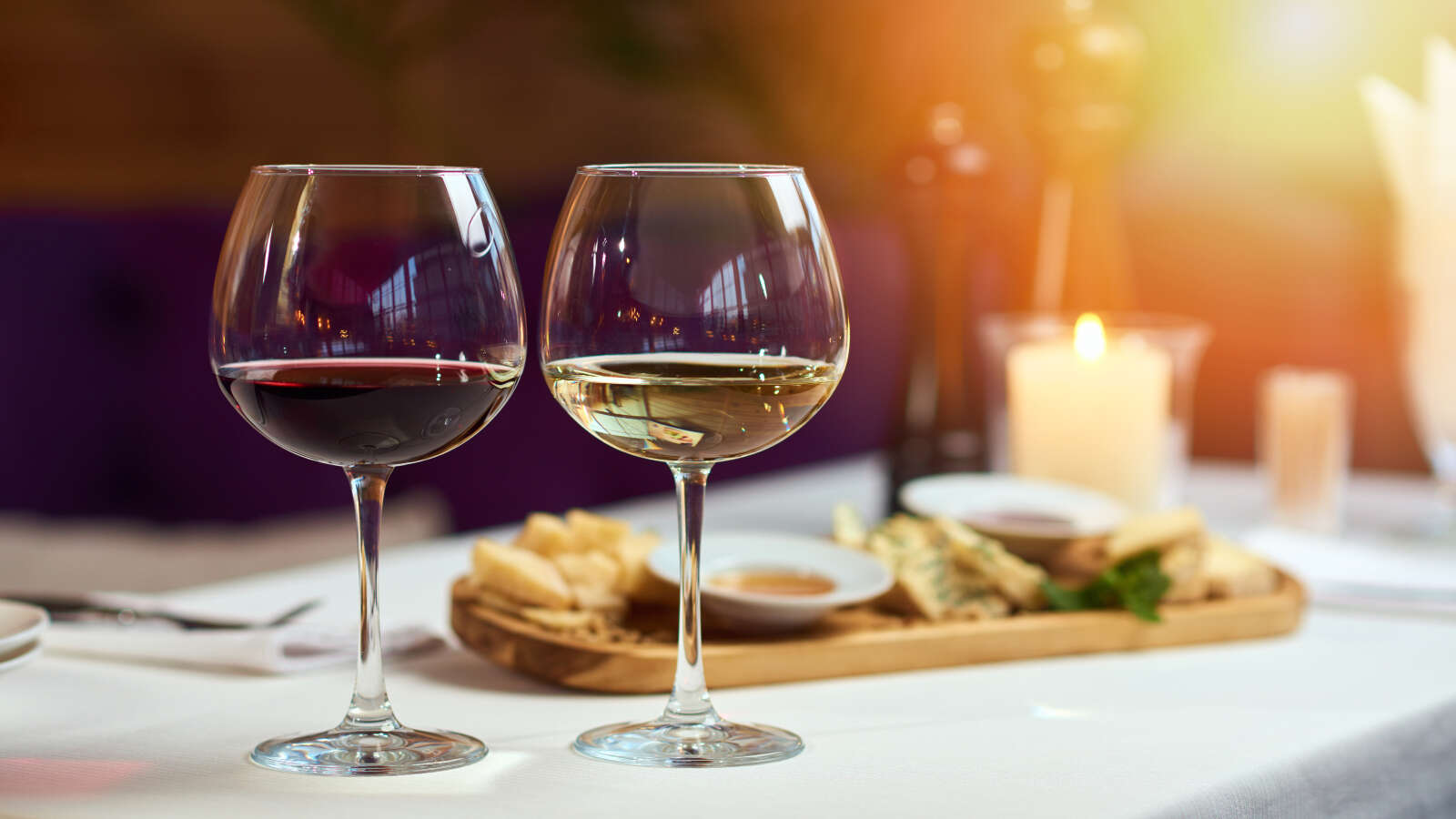 Wie erkenne ich guten Wein? Tipps zum romantischen Dinner