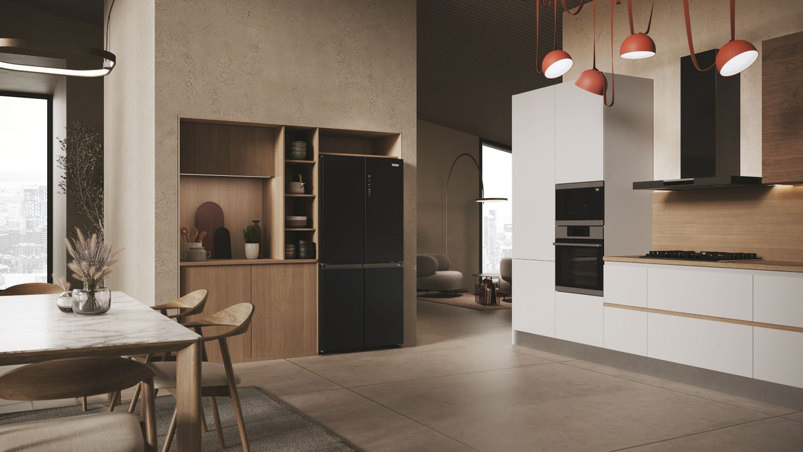 Proč lednice vrčí? Možné příčiny a řešení