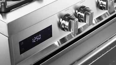 Digitální displej s dotykovými tlačítky