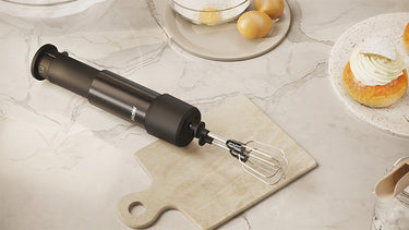 Double whisks for perfect blending and mixing