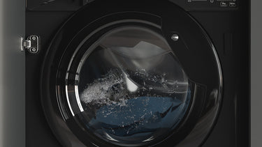 A unique mix of water and detergent for professional results