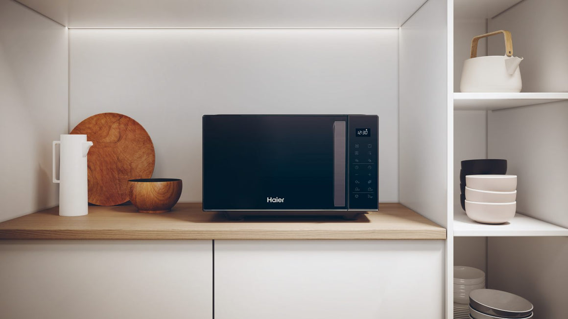 Guide étape par étape pour nettoyer votre micro-ondes