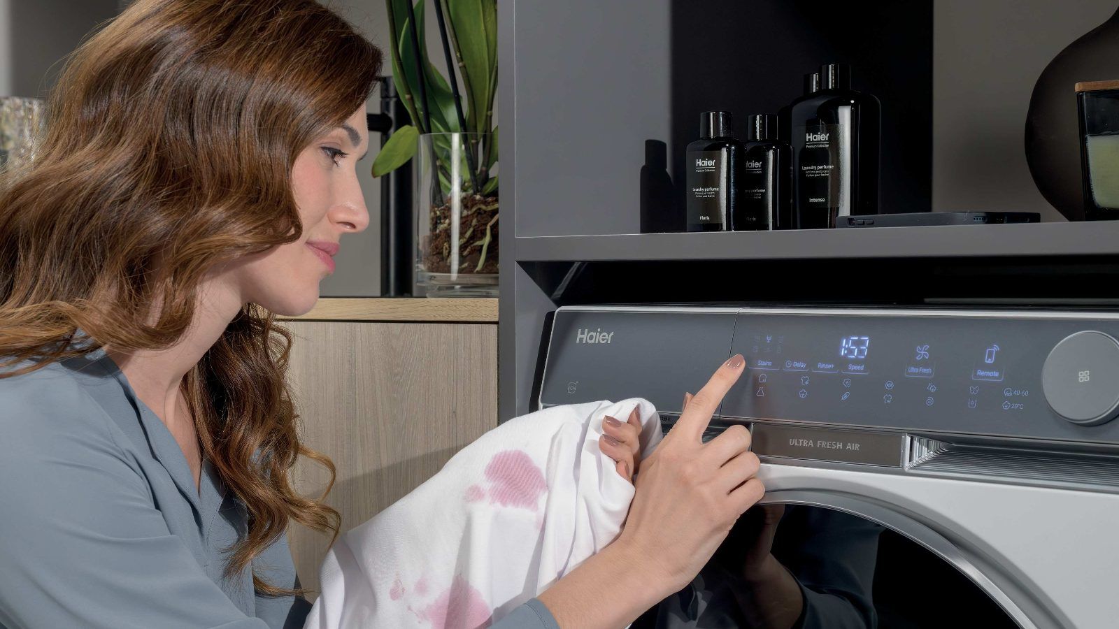 Las mejores formas de eliminar las manchas de grasa de la ropa