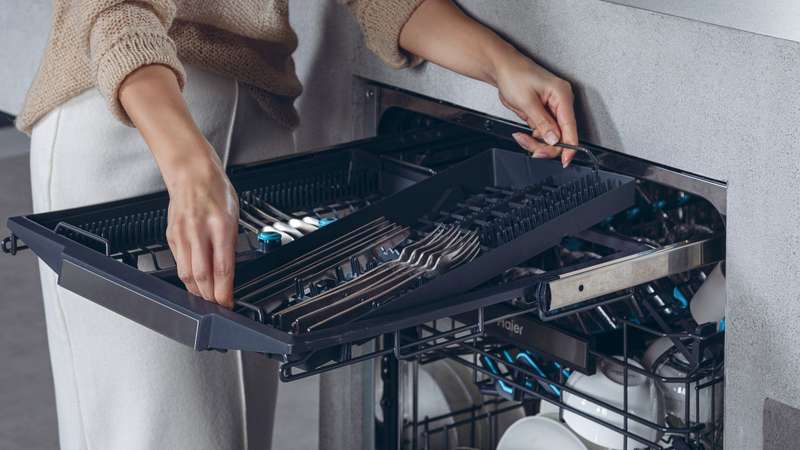 Çamaşır Makinesi Lastiği Nasıl Temizlenir ve Küf Nasıl Önlenir?