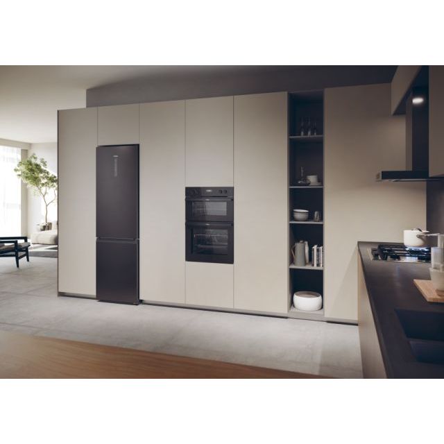 HWO9M2M5B 33703750 6