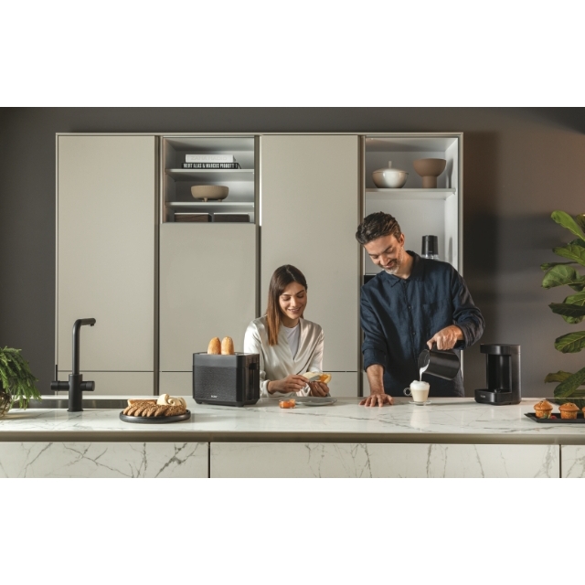 HTO5A3 011 37600001 29