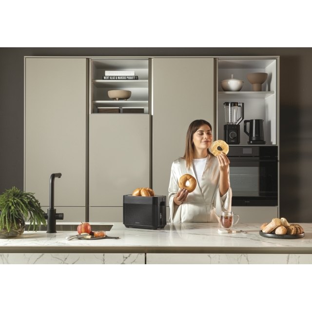 HTO5A3 021 37600005 18