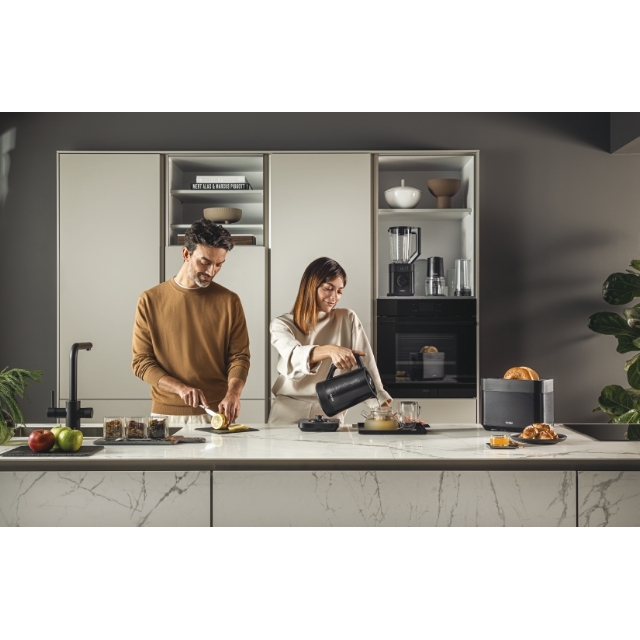 HKE5A 021 37700006 19