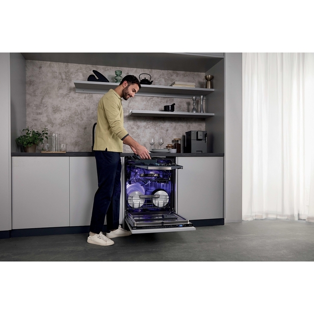 XS 4A4M4BB 32901923 25