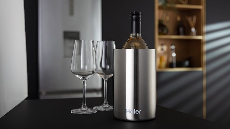 Thermal wine bucket
