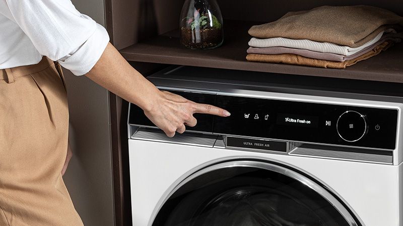 Pantalla TFT: Una lavadora que habla tu idioma.