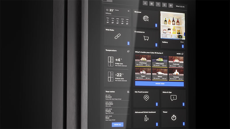 Schermata del display del frigorifero Haier che mostra funzioni smart per la gestione degli alimenti