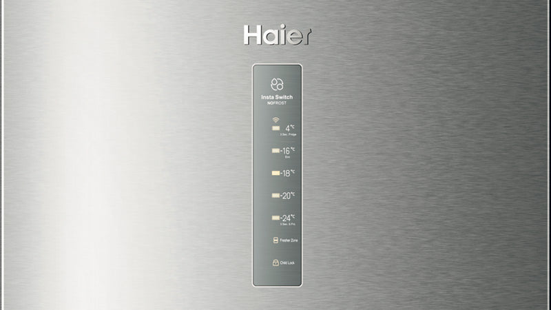 Focus sul touch screen del freezer